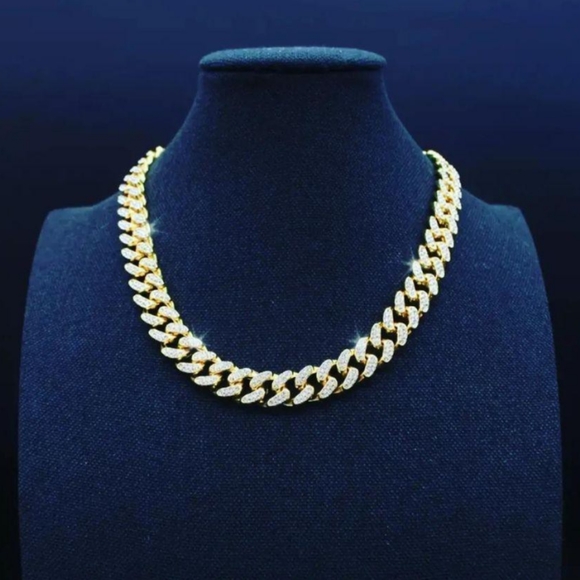 ISLANDERS HOT ICED OUT CUBAN LINK 🥶 - Picture 3 of 5